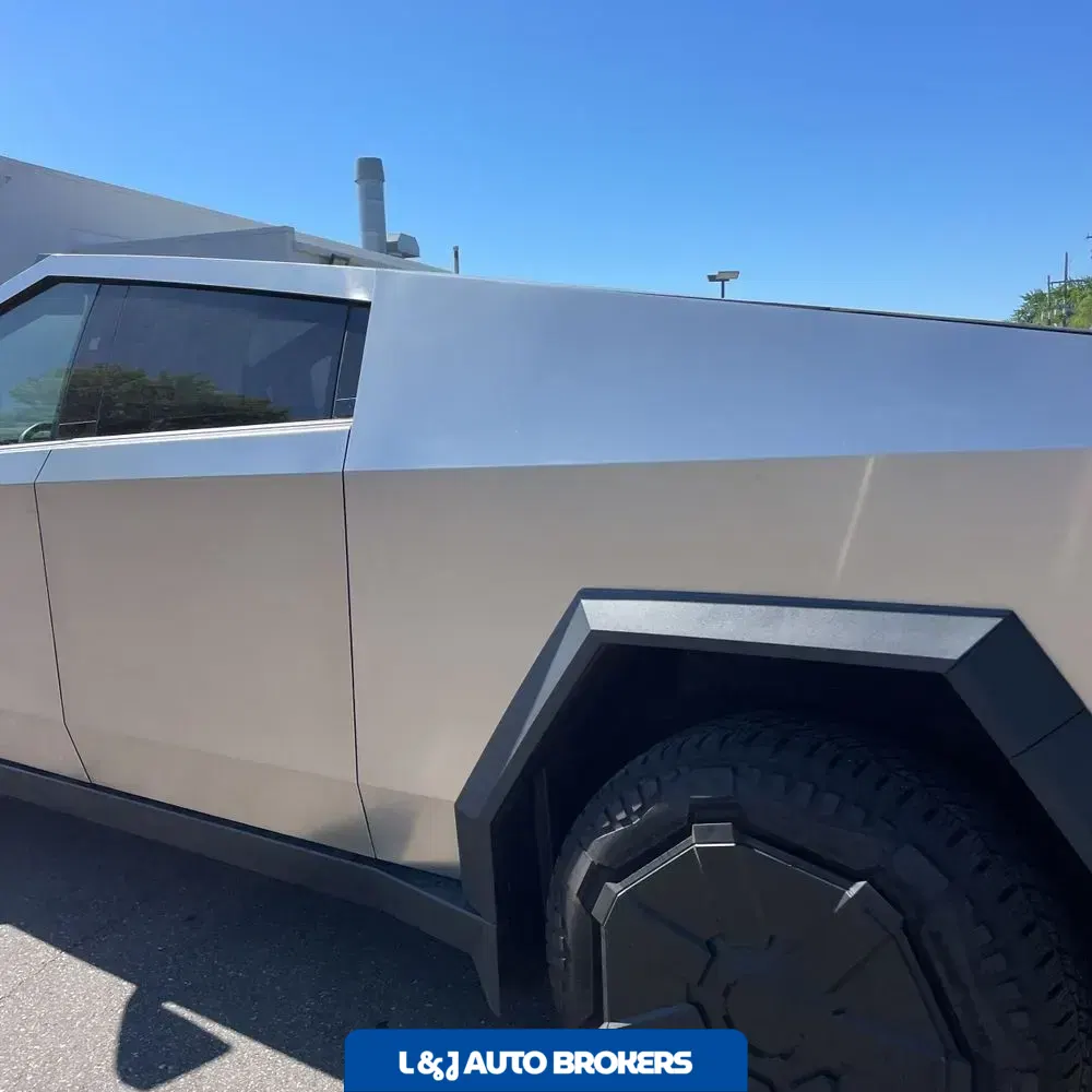 2024 Tesla Cybertruck CyberBeast