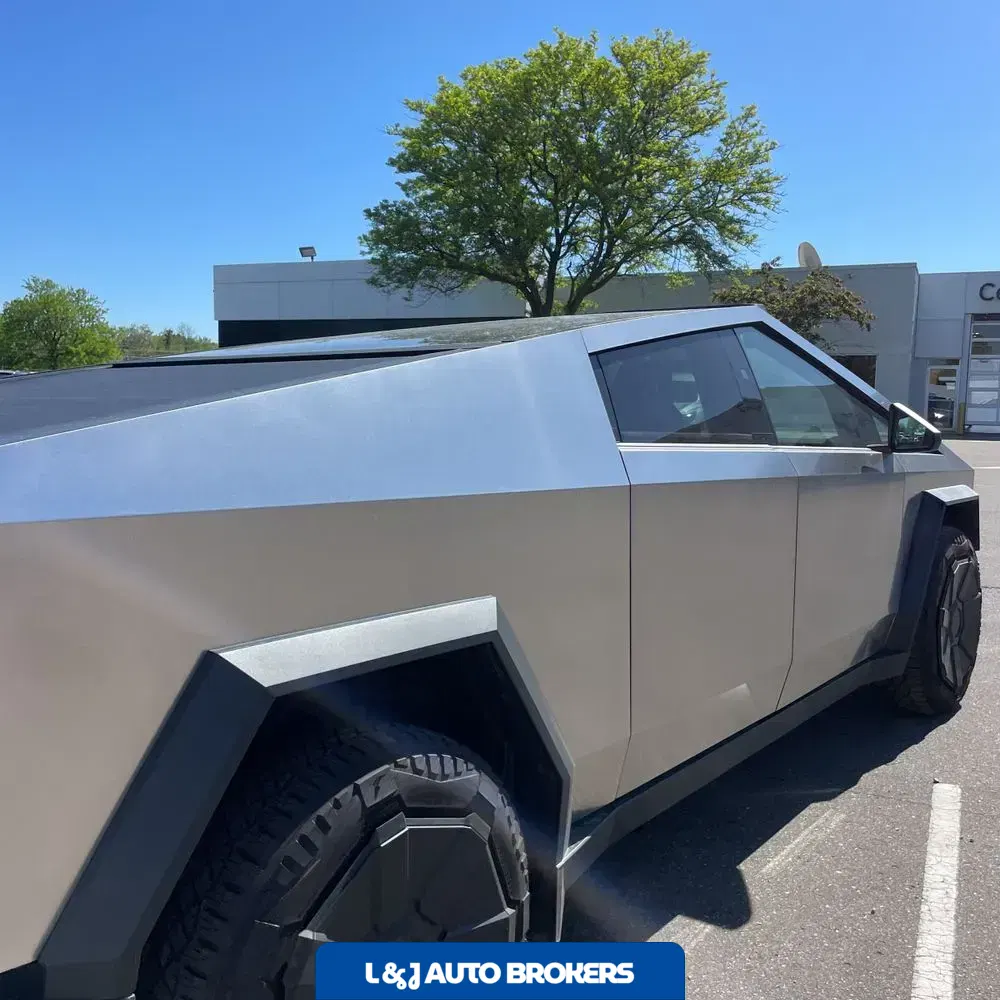 2024 Tesla Cybertruck CyberBeast