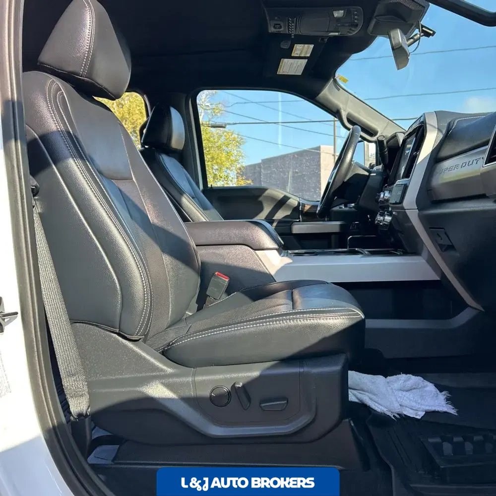 2022 Ford F-350 Super Duty Lariat