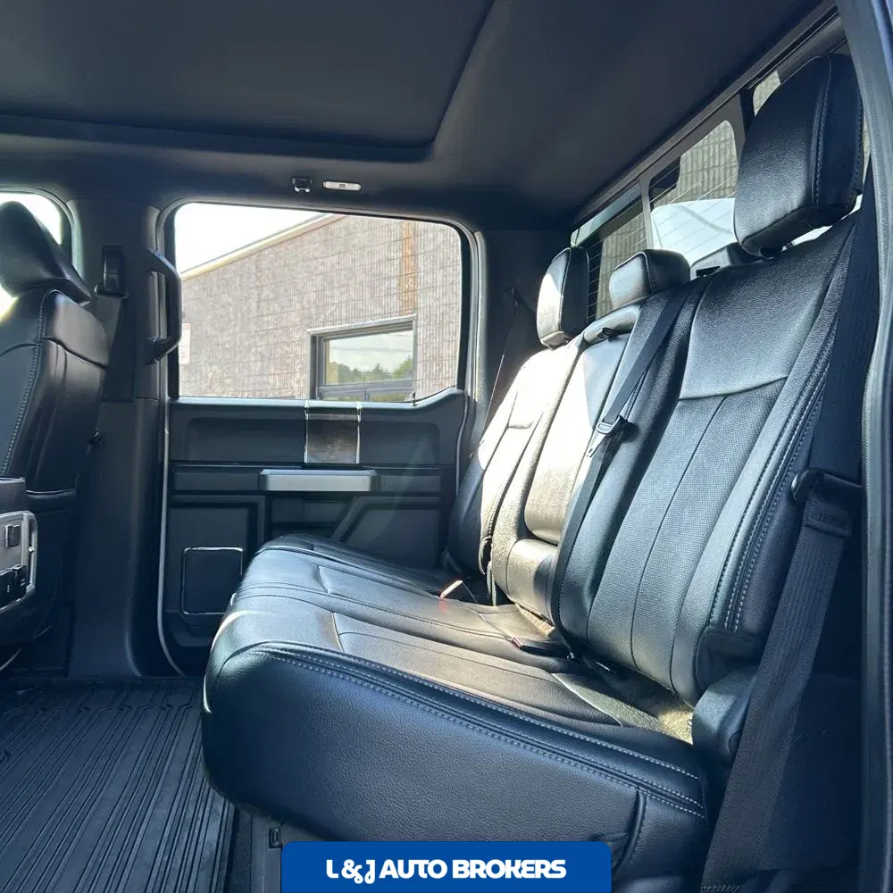 2022 Ford F-350 Super Duty Lariat