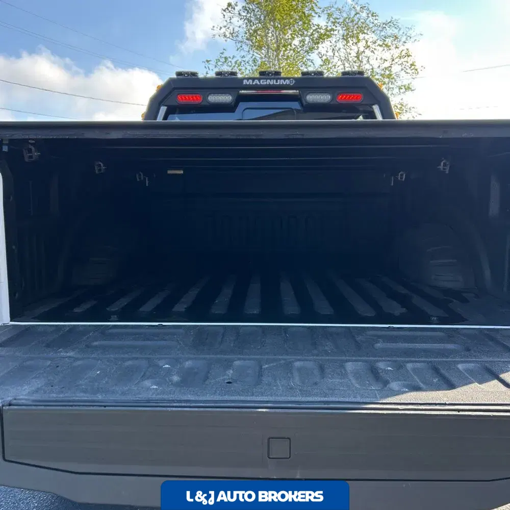 2022 Ford F-350 Super Duty Lariat
