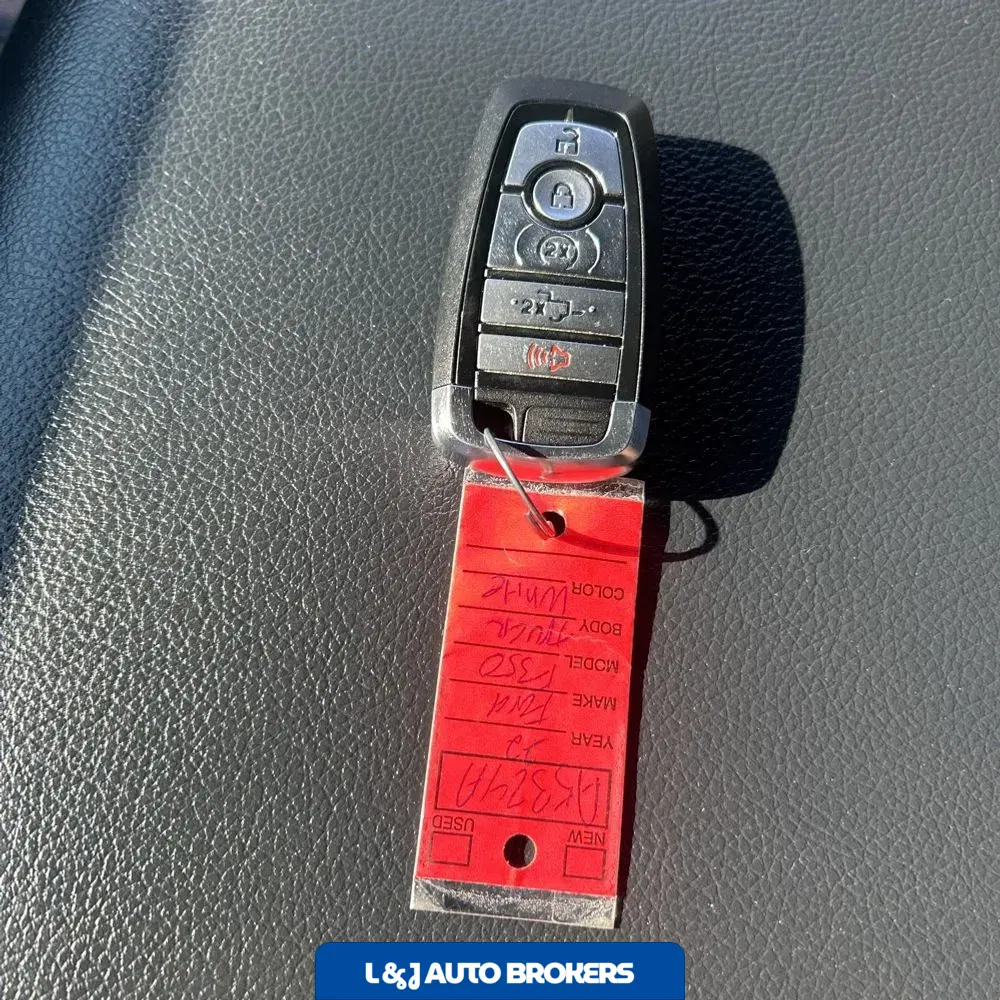 2022 Ford F-350 Super Duty Lariat
