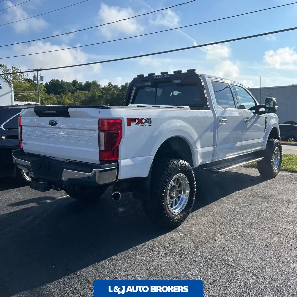 2022 Ford F-350 Super Duty Lariat