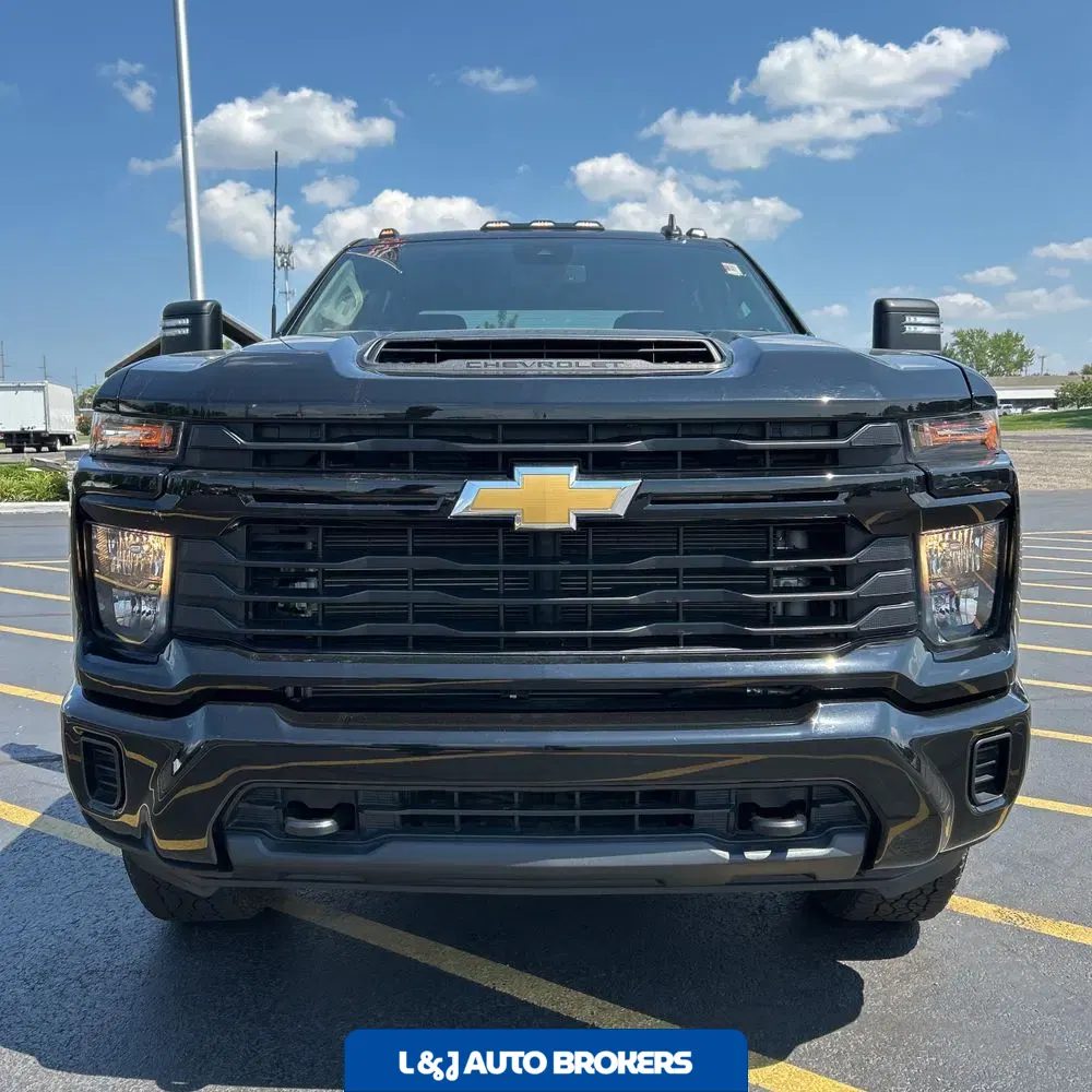 2024 Chevrolet Silverado 2500 Custom