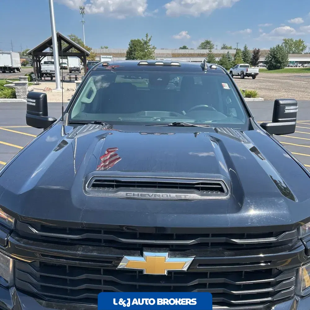 2024 Chevrolet Silverado 2500 Custom