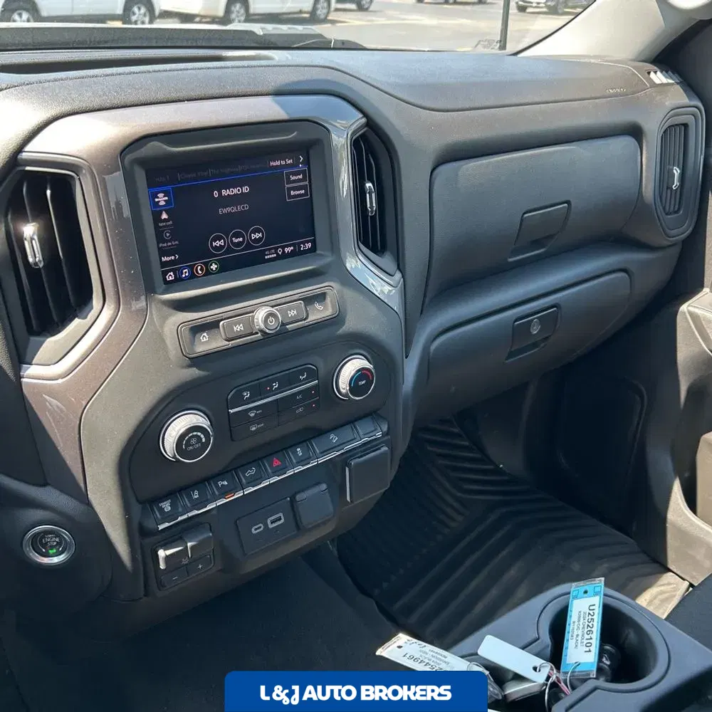 2024 Chevrolet Silverado 2500 Custom