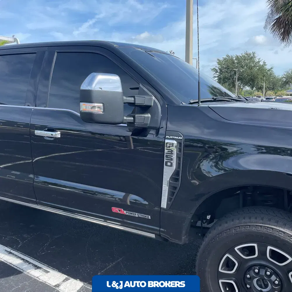 2024 Ford F-350 Super Duty Platinum