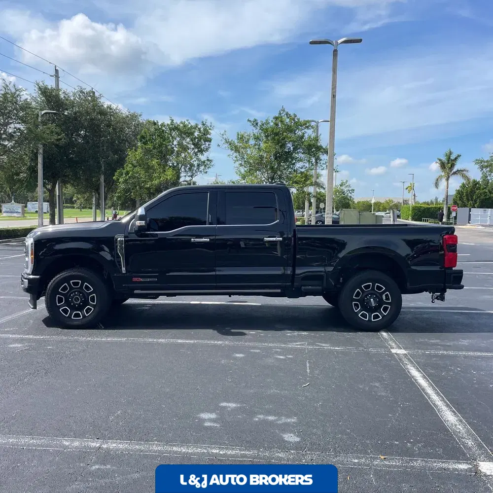 2024 Ford F-350 Super Duty Platinum