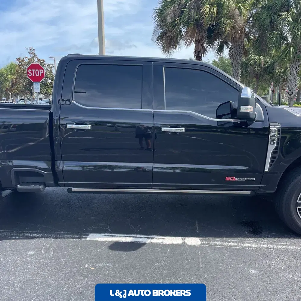 2024 Ford F-350 Super Duty Platinum