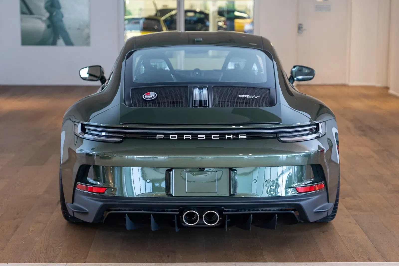 Oak Green Metallic 2024 Porsche 911 S/T