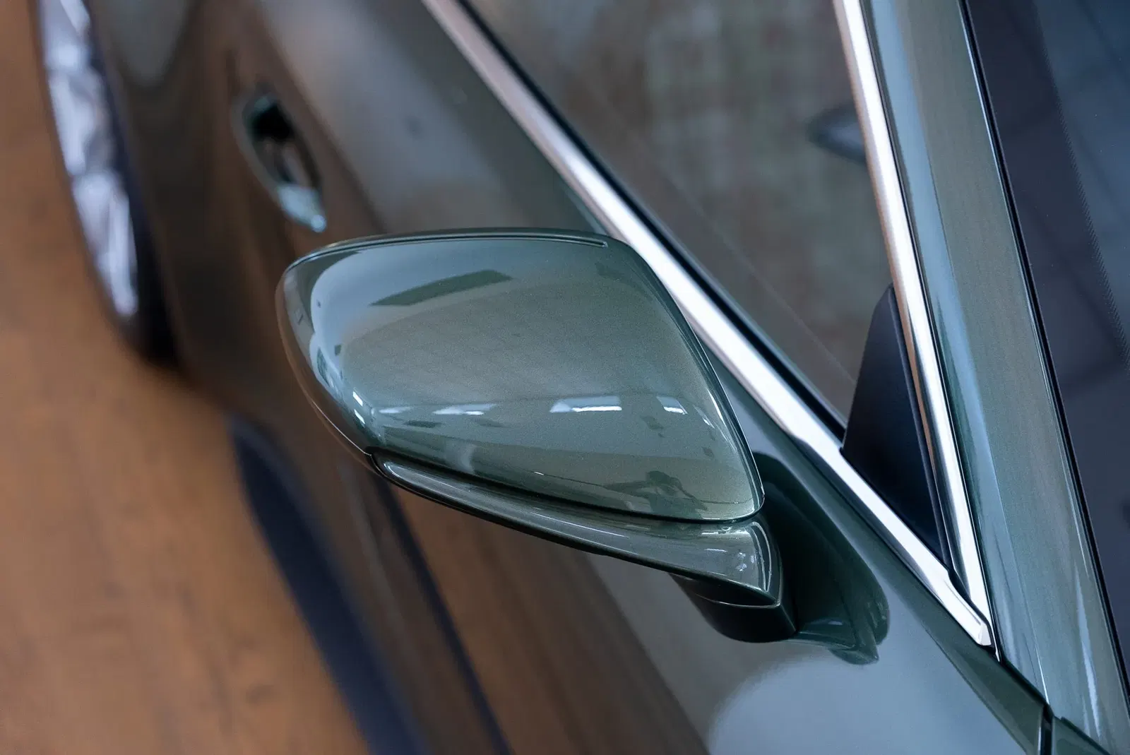 Oak Green Metallic 2024 Porsche 911 S/T