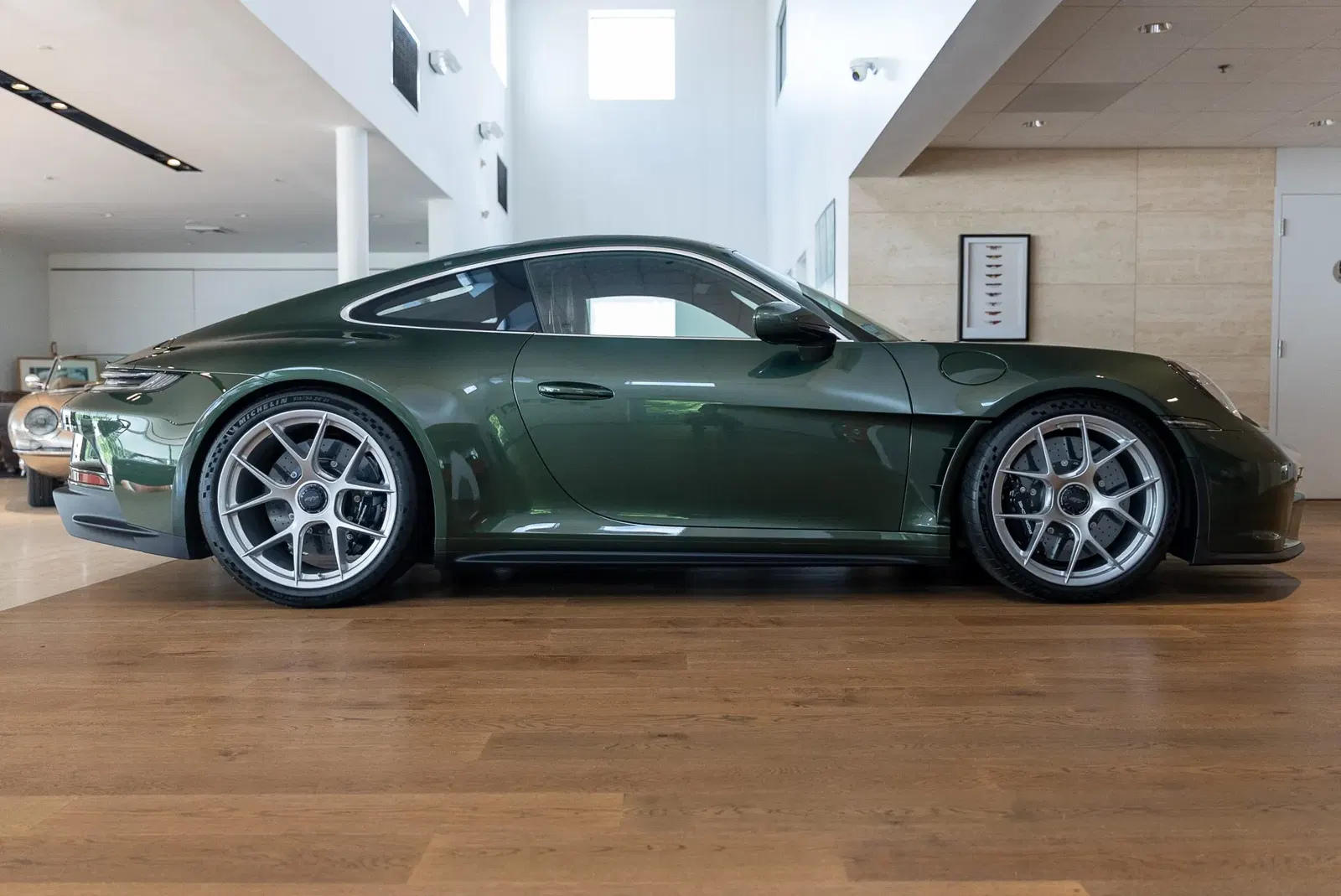 Oak Green Metallic 2024 Porsche 911 S/T
