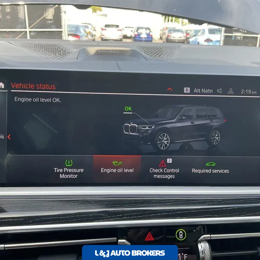 2021 BMW X7 M50i