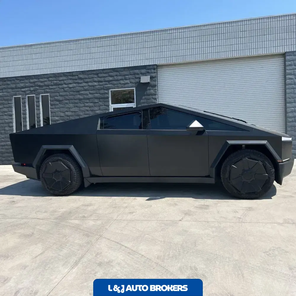 2024 Tesla Cybertruck Base