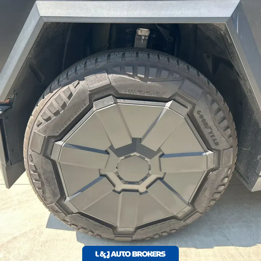 2024 Tesla Cybertruck Base