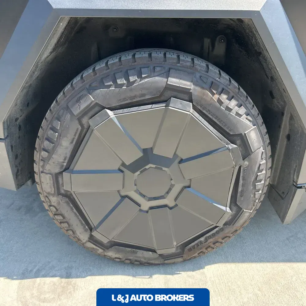 2024 Tesla Cybertruck Base