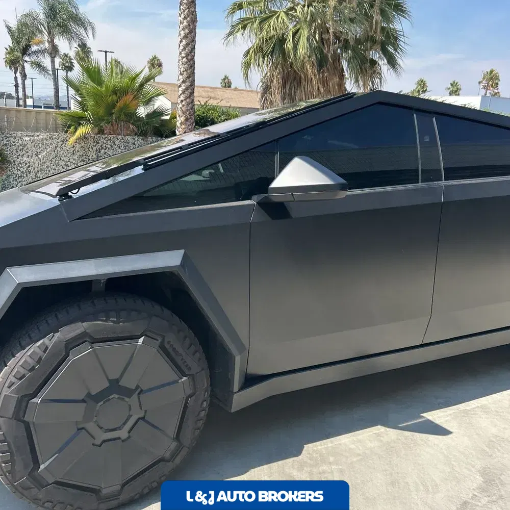 2024 Tesla Cybertruck Base