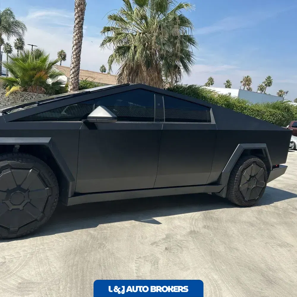 2024 Tesla Cybertruck Base
