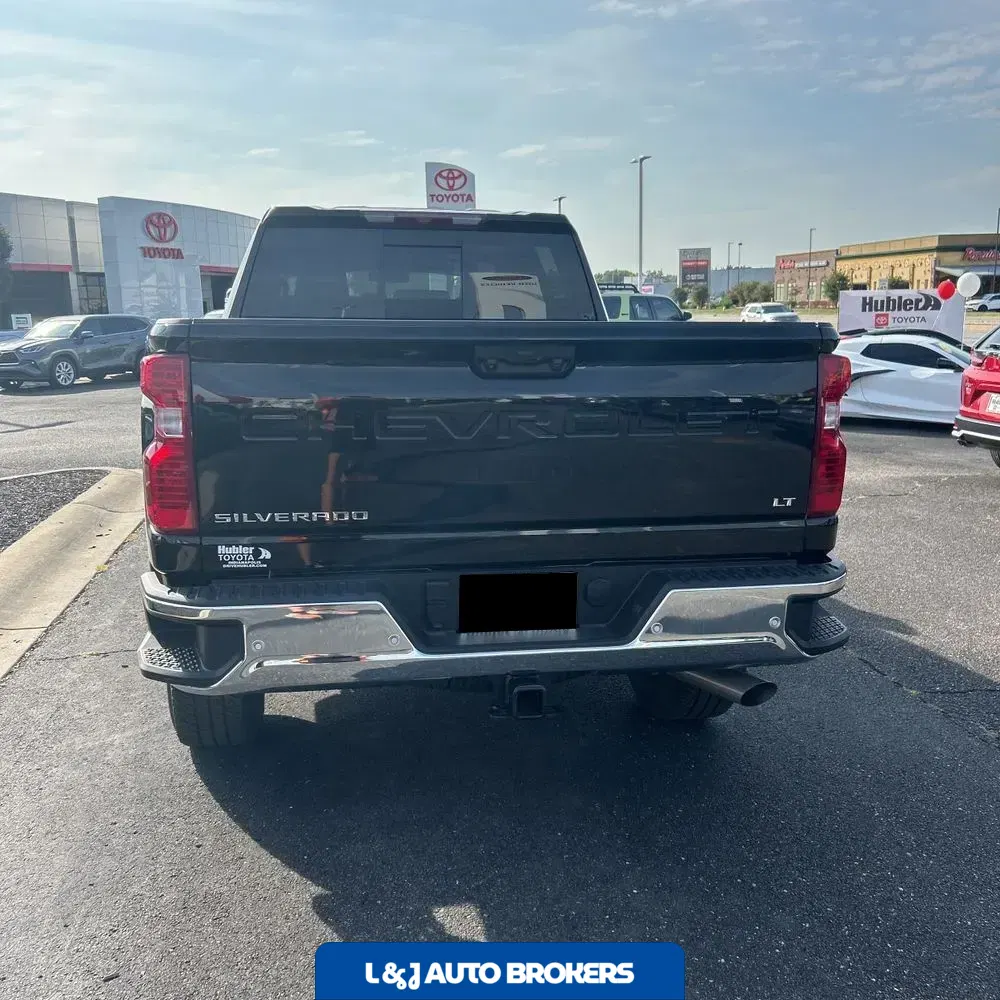 2025 Chevrolet Silverado 3500 LT Crew Cab 4WD LWB SRW