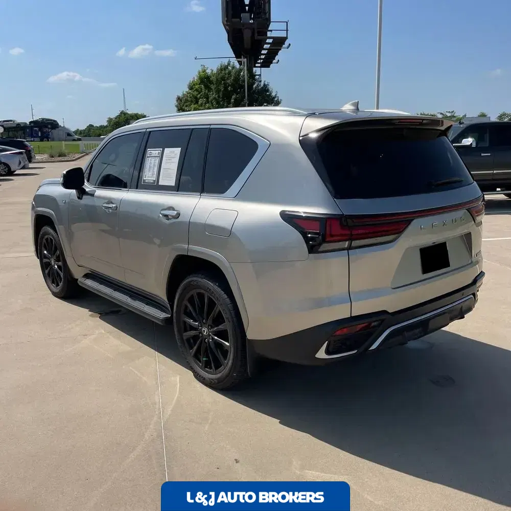 2024 Lexus LX 600 F SPORT Handling