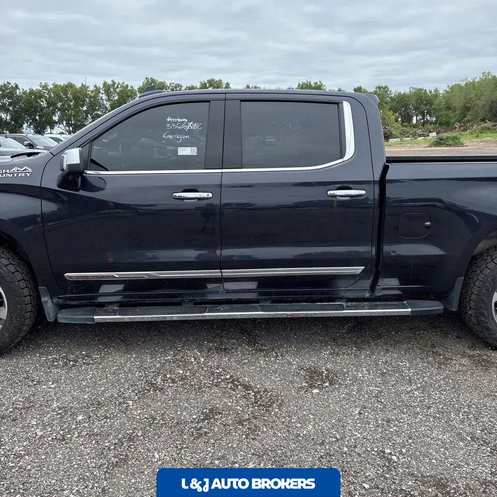 2022 Chevrolet Silverado 1500 High Country
