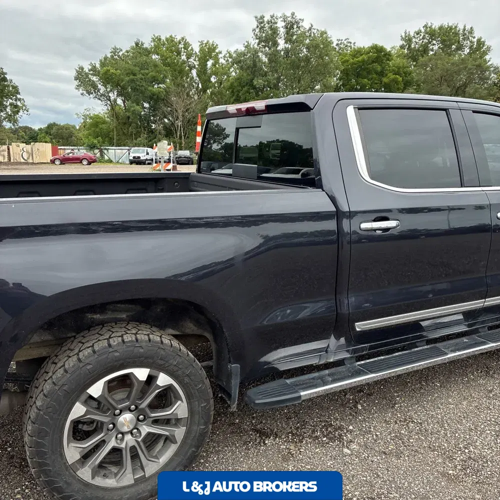 2022 Chevrolet Silverado 1500 High Country