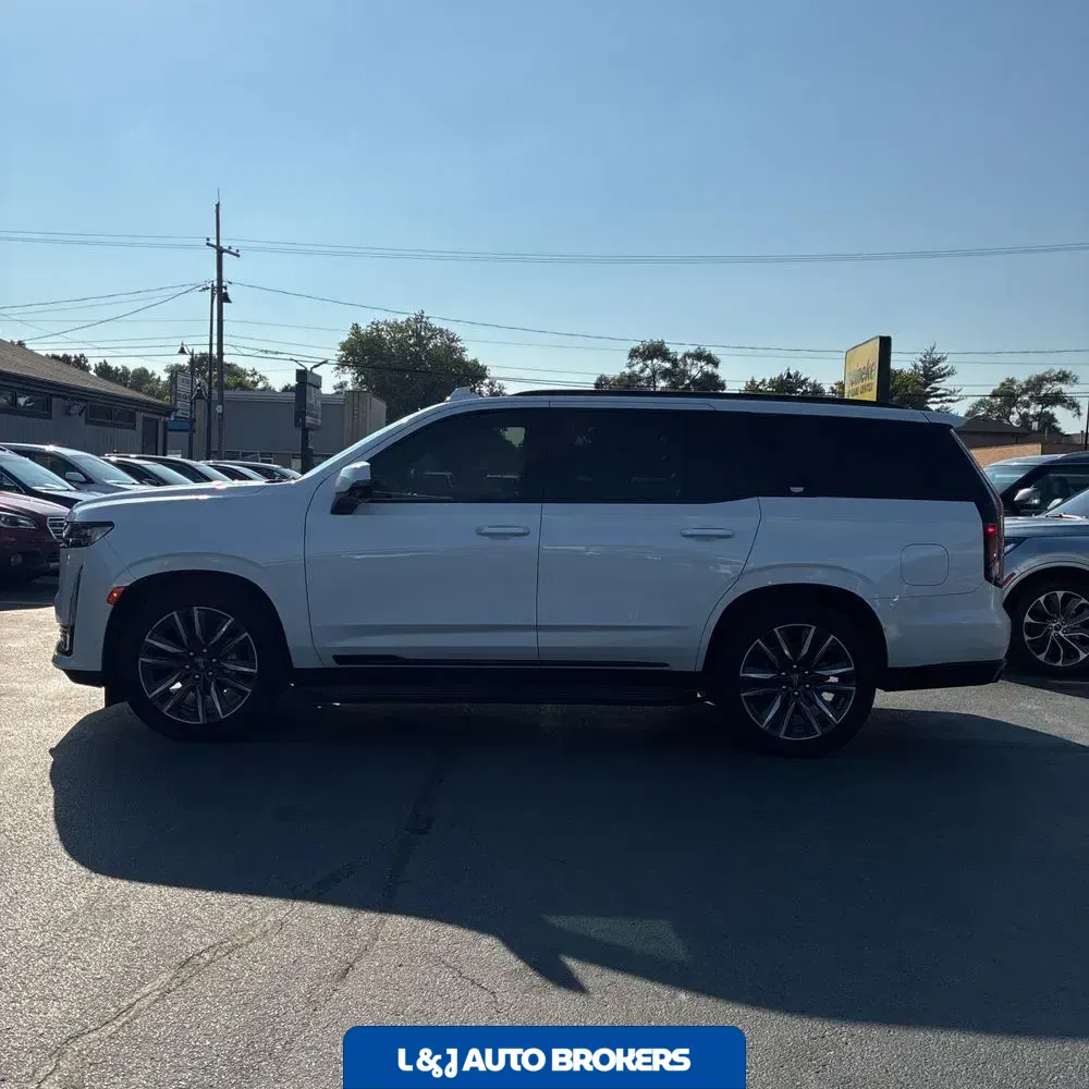 2021 Cadillac Escalade Sport