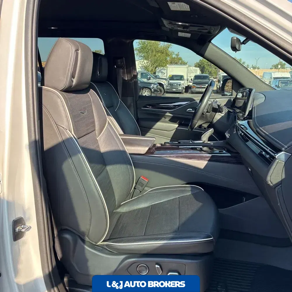 2021 Cadillac Escalade Sport