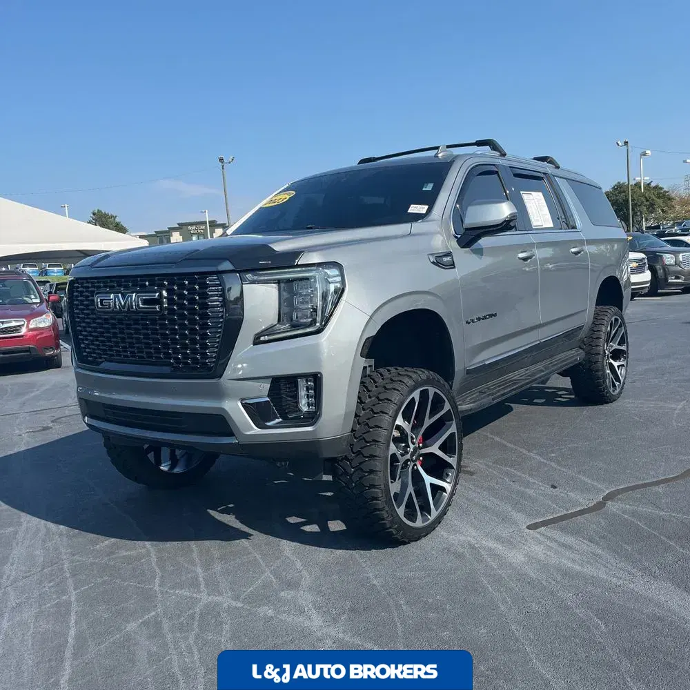 2023 GMC Yukon XL SLT