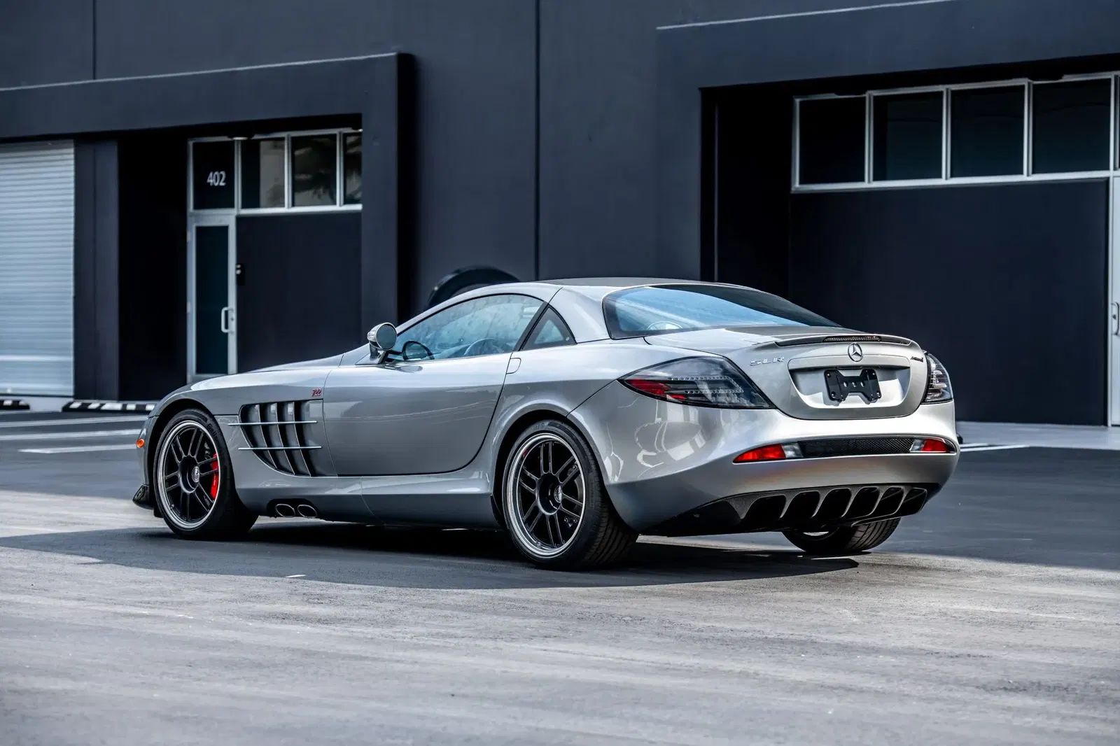 2,200-Mile 2007 Mercedes-Benz SLR McLaren 722