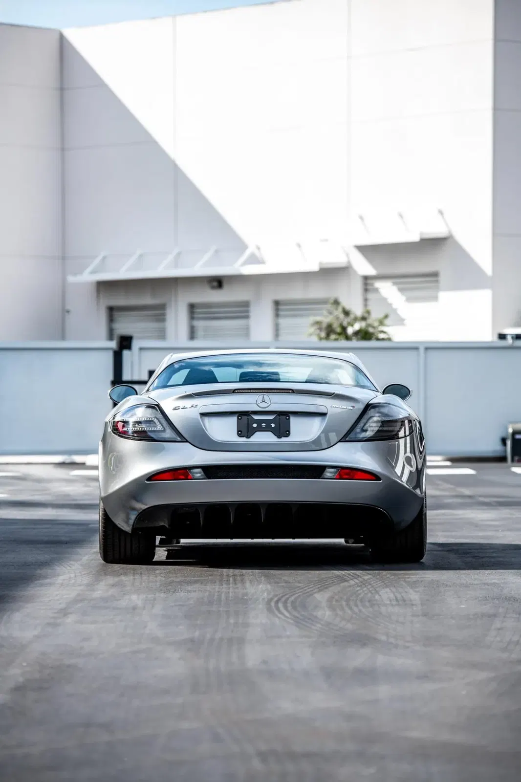 2,200-Mile 2007 Mercedes-Benz SLR McLaren 722