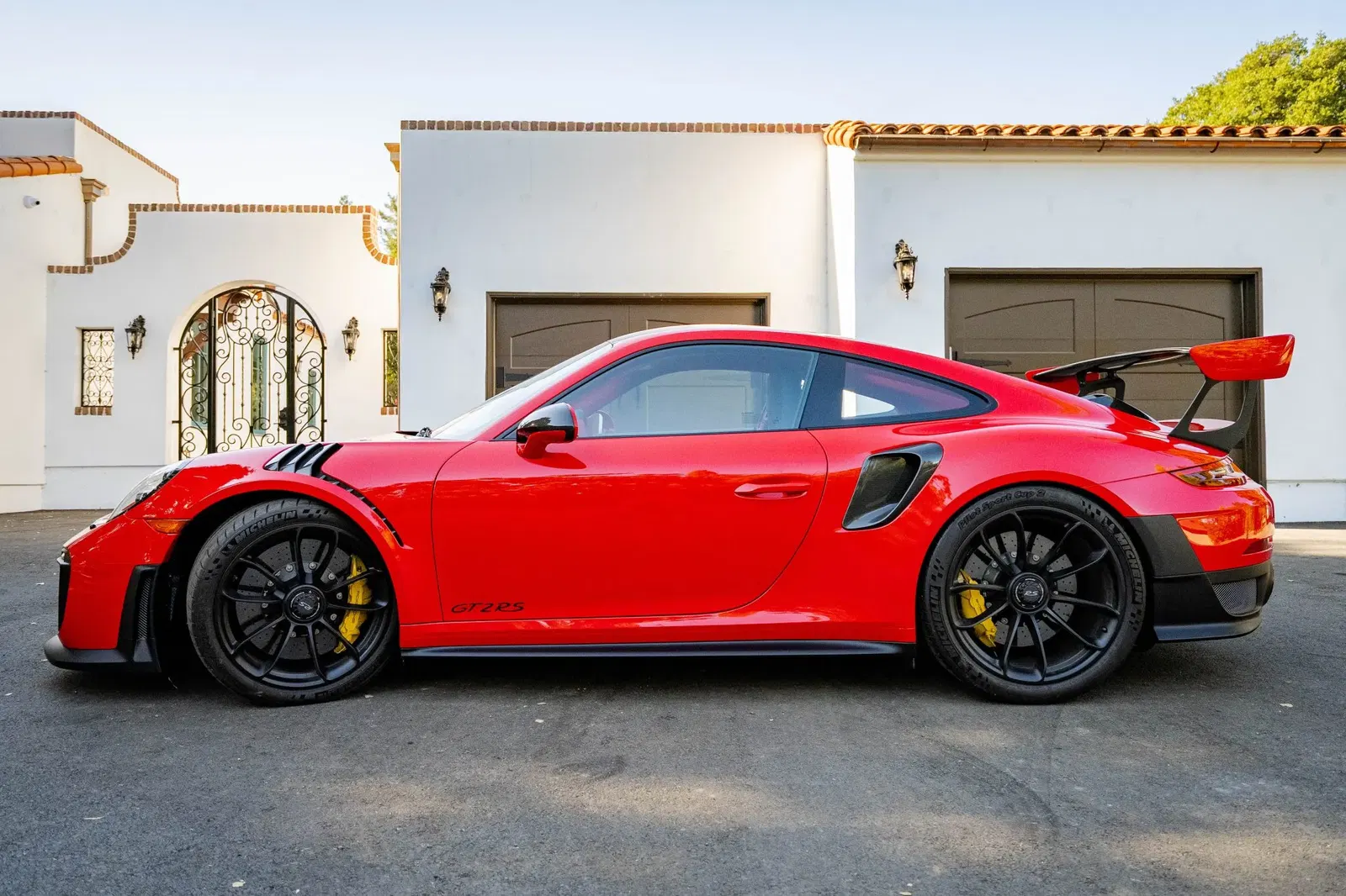 174-Mile 2018 Porsche 911 GT2 RS Weissach
