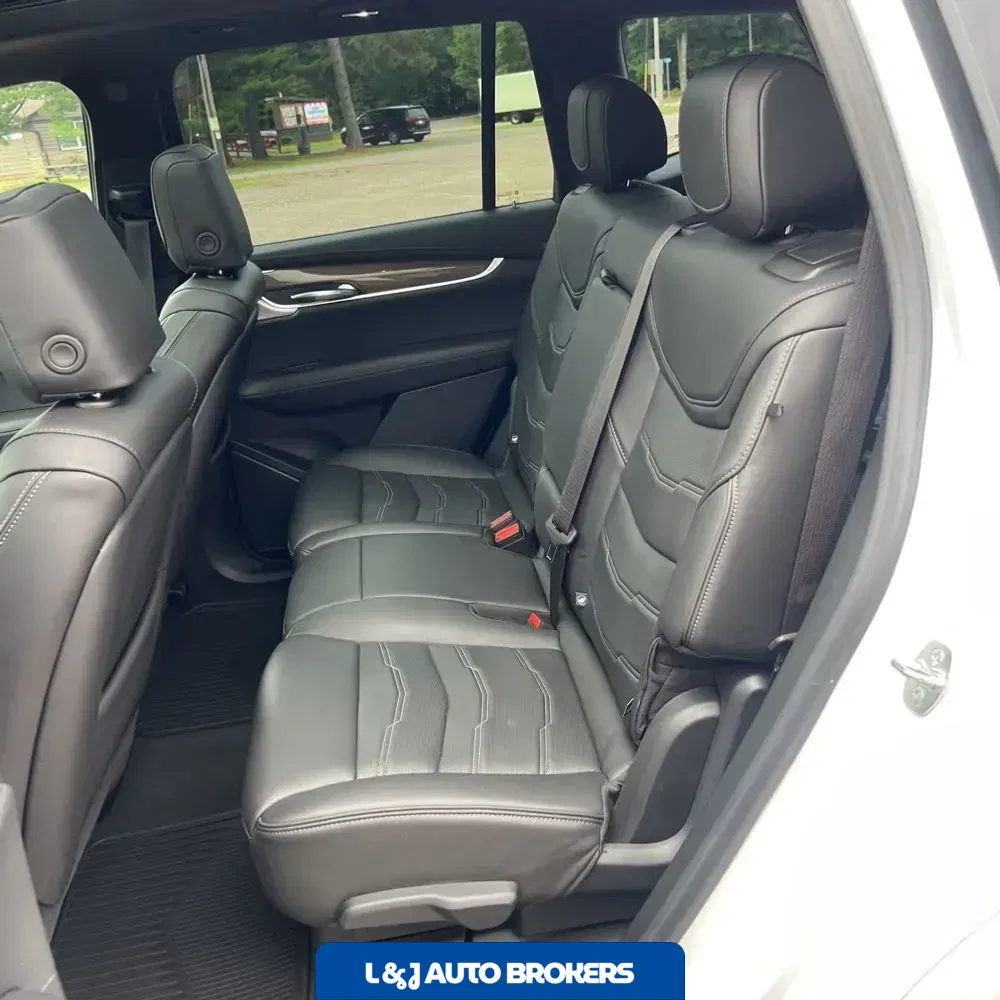 2024 Cadillac XT6 Sport