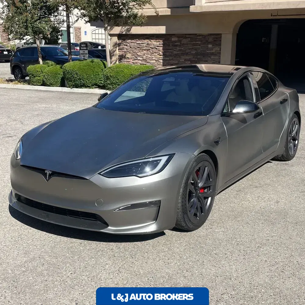 2023 Tesla Model S Plaid