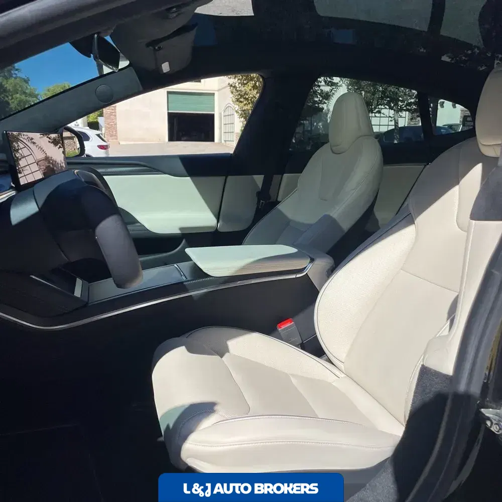 2023 Tesla Model S Plaid