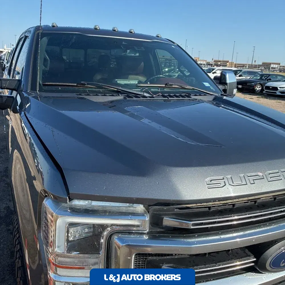 2022 Ford F-250 Super Duty Platinum