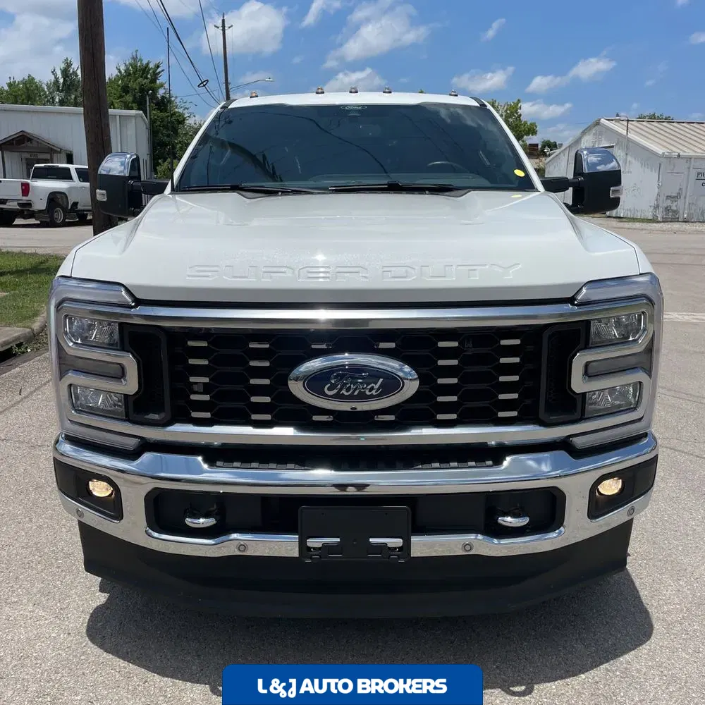 2024 Ford F-350 Super Duty Lariat