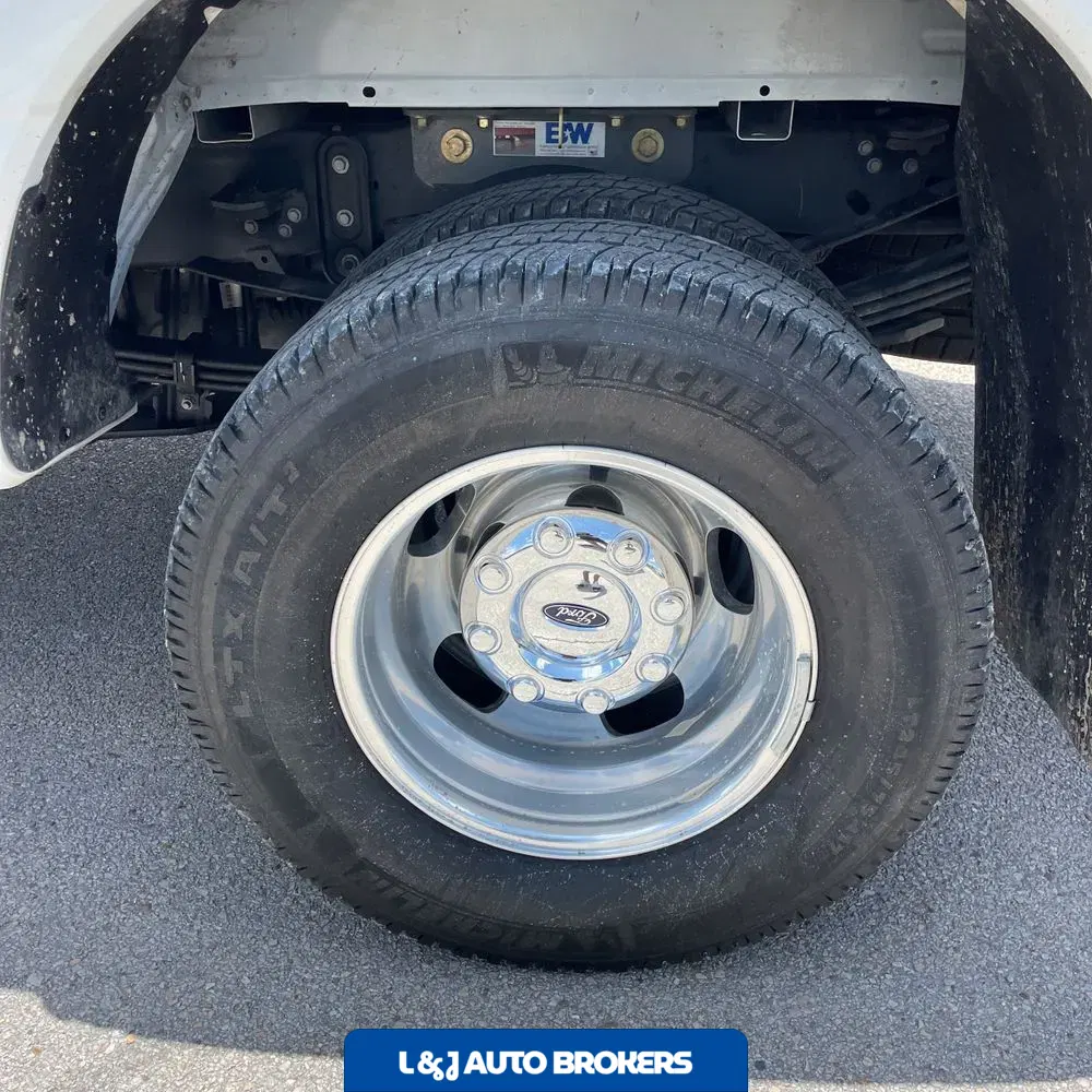 2024 Ford F-350 Super Duty Lariat