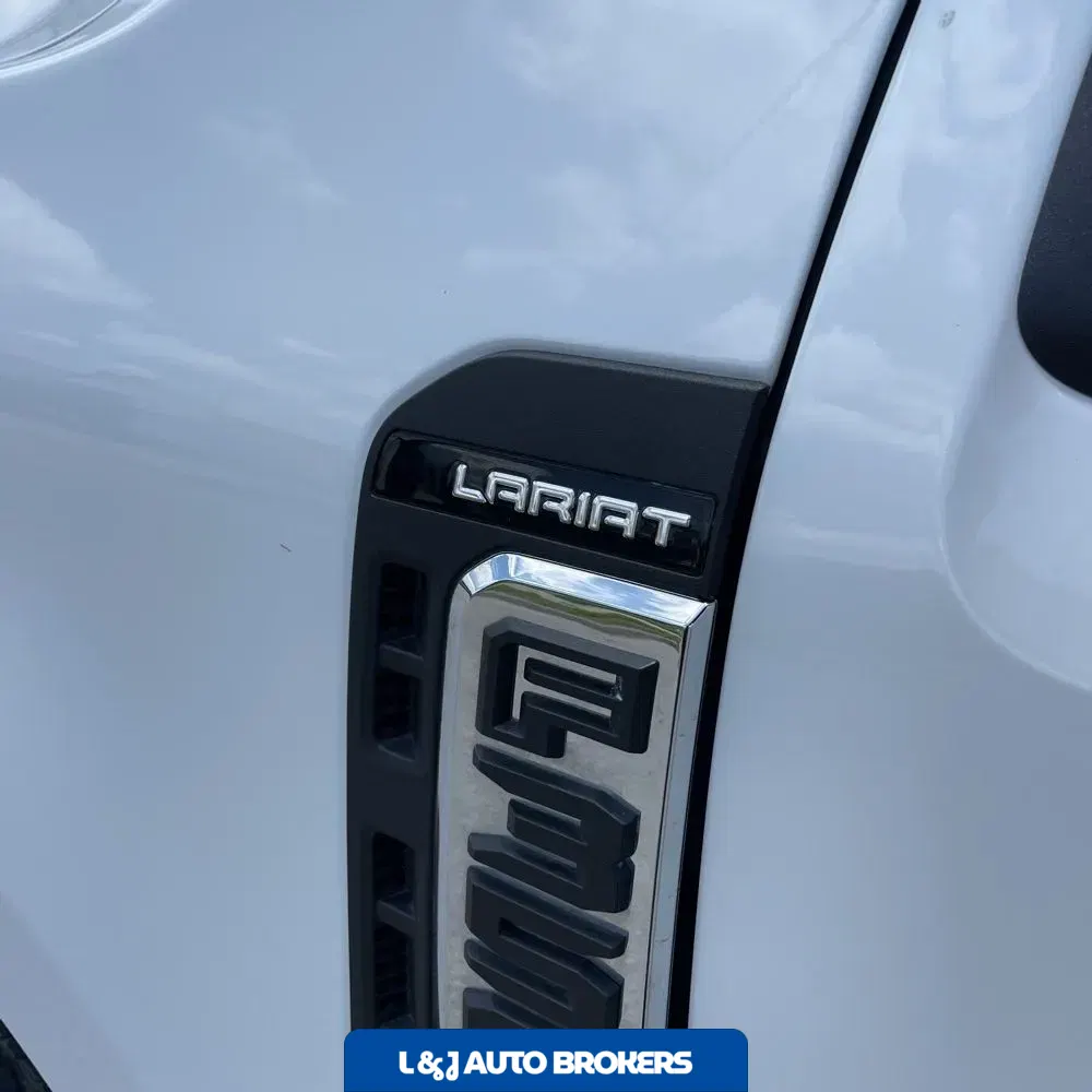 2024 Ford F-350 Super Duty Lariat