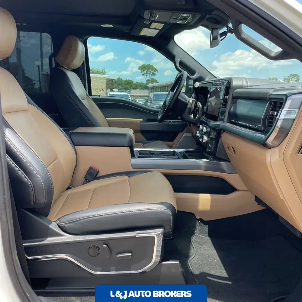 2024 Ford F-350 Super Duty Lariat
