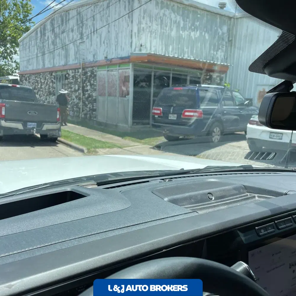 2024 Ford F-350 Super Duty Lariat