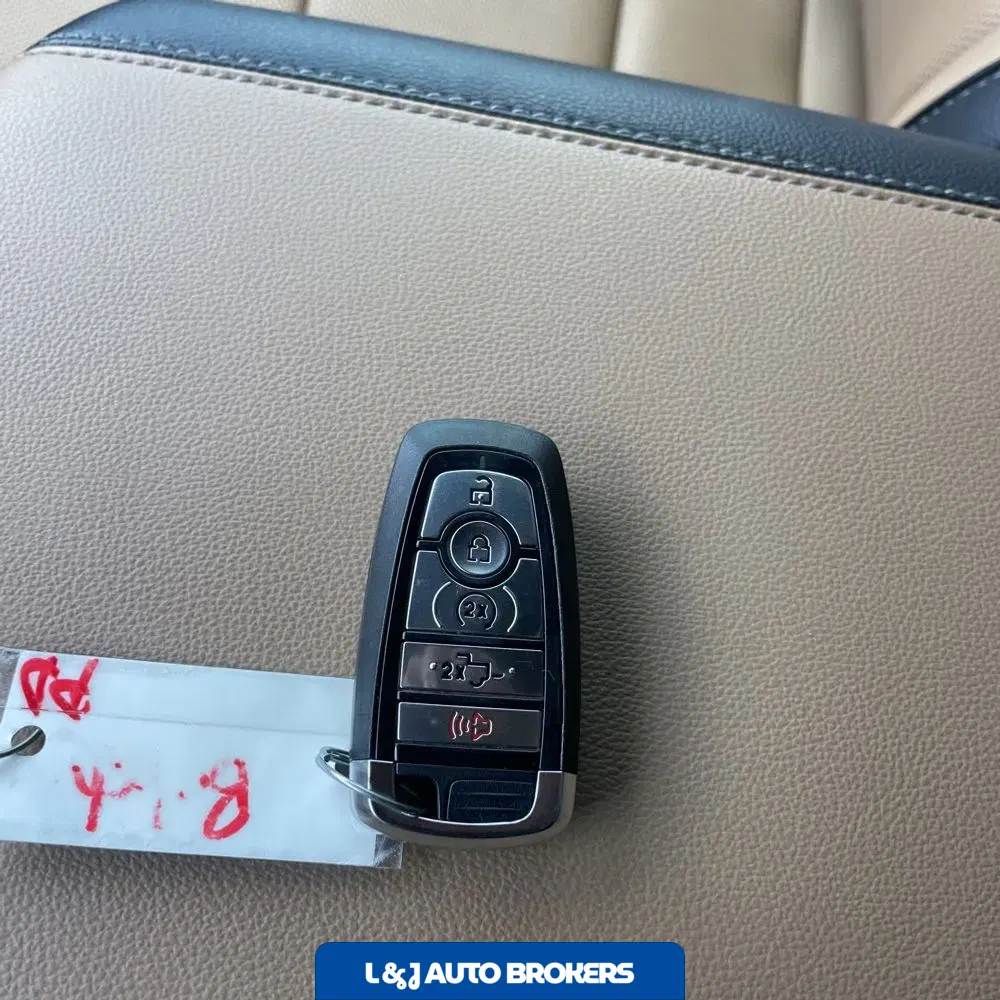 2024 Ford F-350 Super Duty Lariat