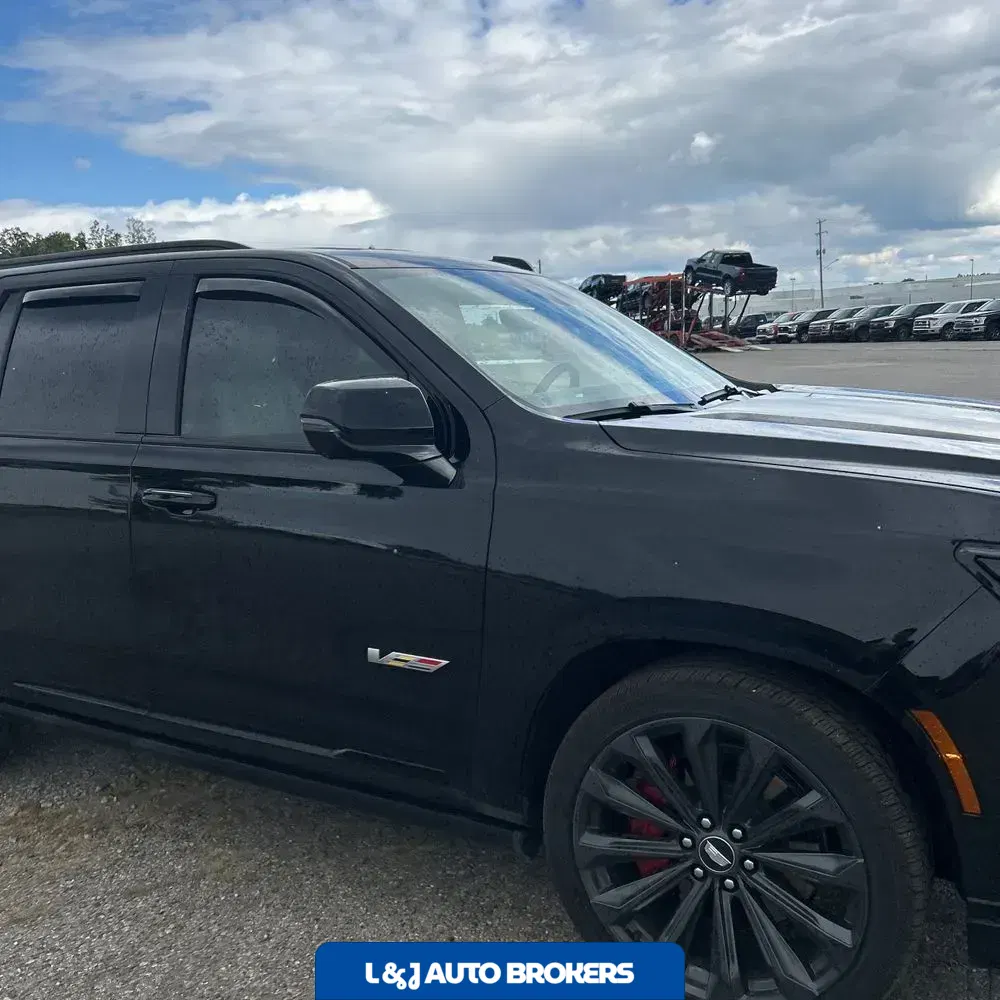 2025 Cadillac Escalade V-Sport