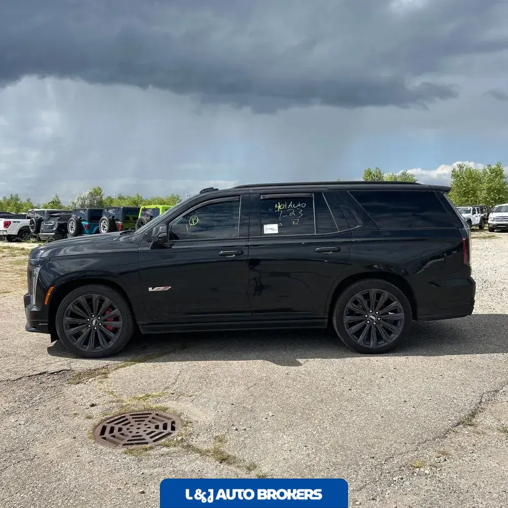 2025 Cadillac Escalade V-Sport