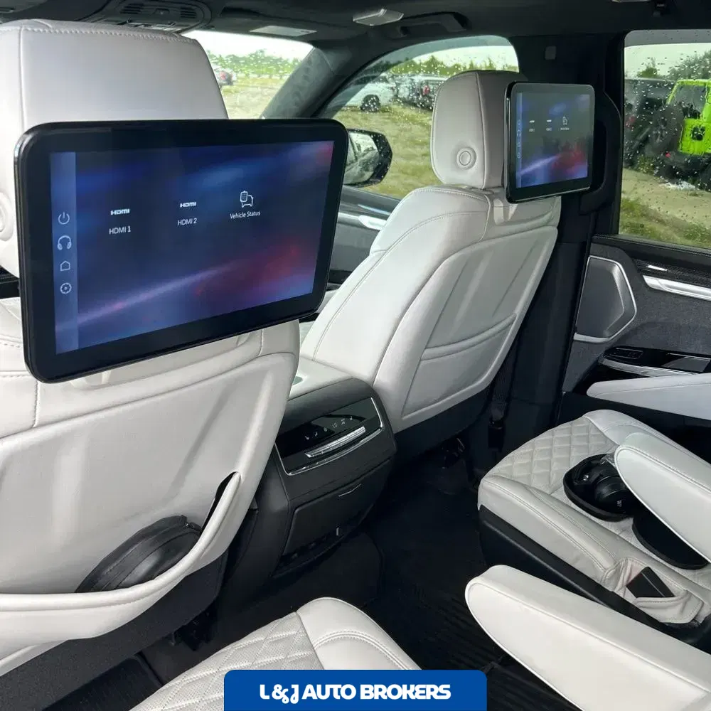2025 Cadillac Escalade V-Sport
