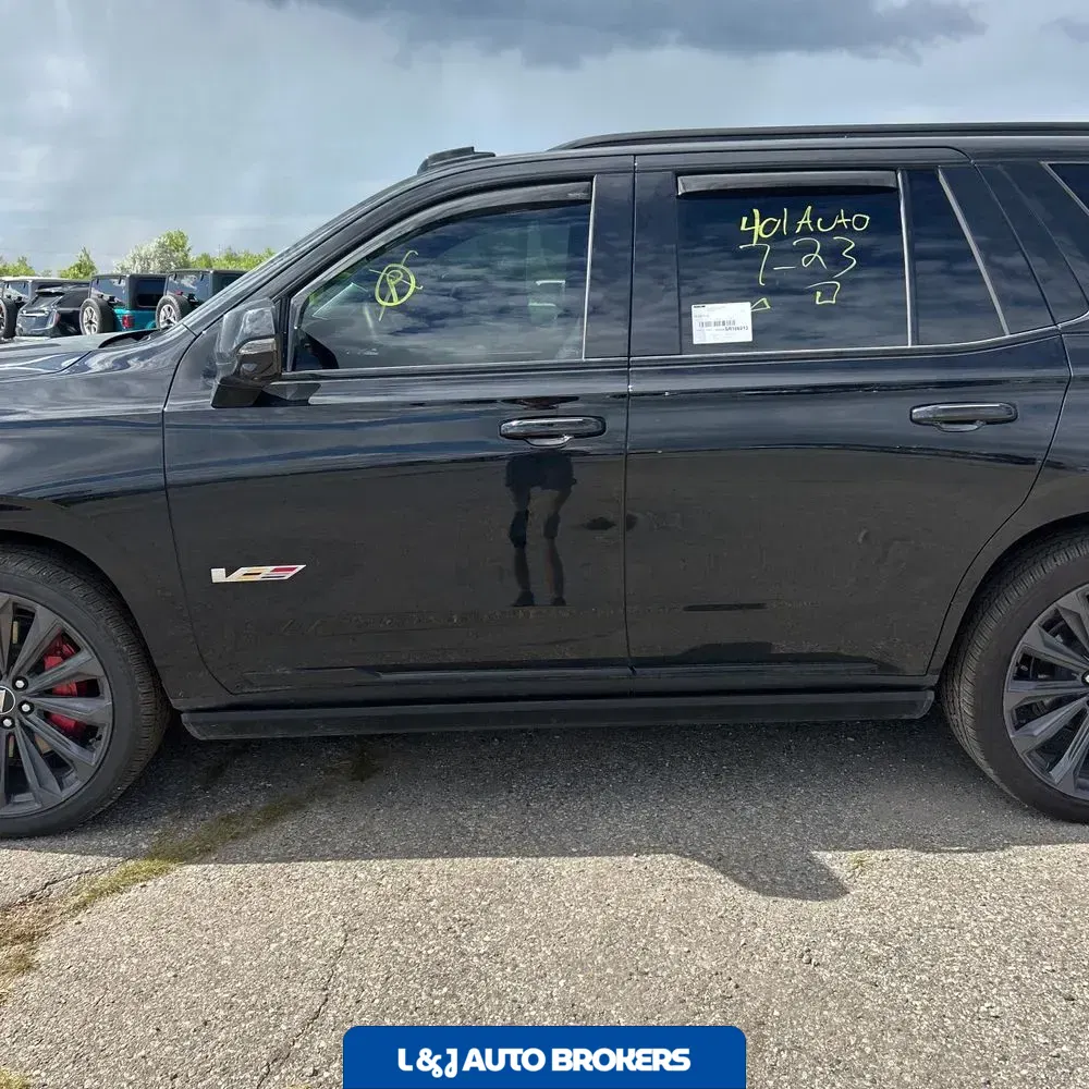 2025 Cadillac Escalade V-Sport