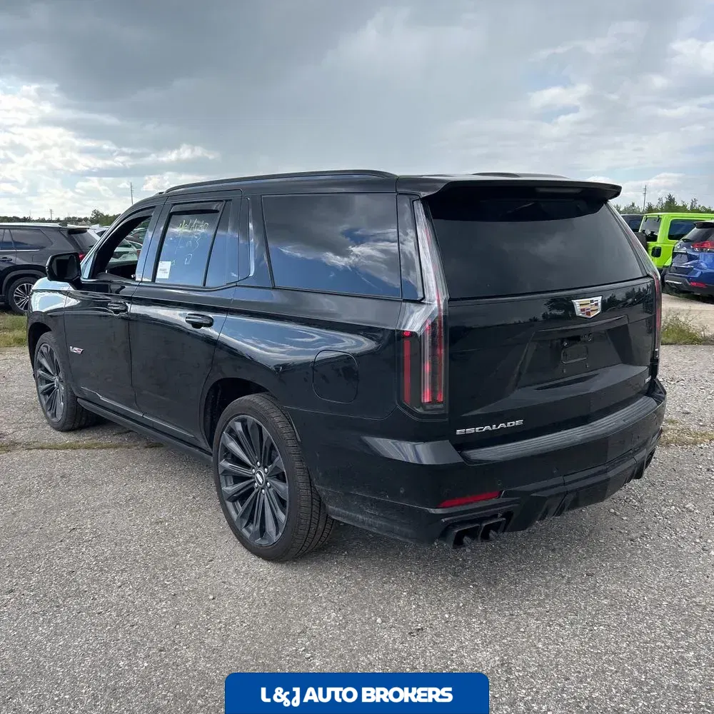 2025 Cadillac Escalade V-Sport