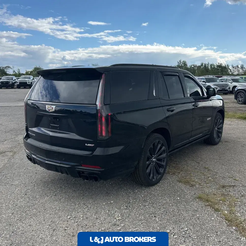 2025 Cadillac Escalade V-Sport