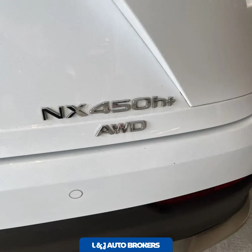 2024 Lexus NX 450h+ F SPORT Handling