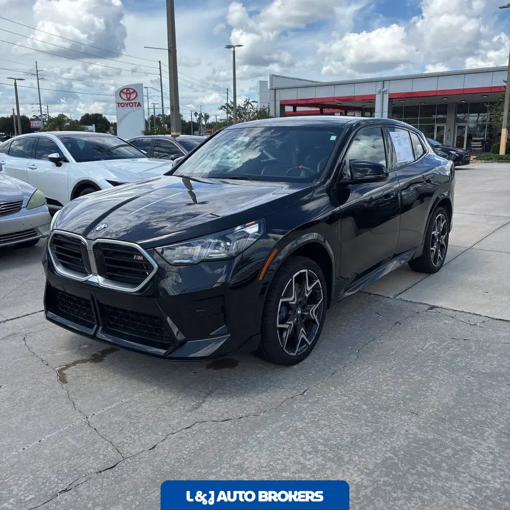 2024 BMW X2 M35i